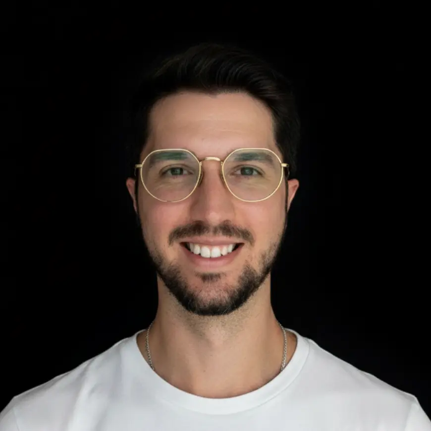 Portrait of Christian R. Agostini Ramos, PMP-certified Project Manager, UX/UI & Development, San Juan Puerto Rico